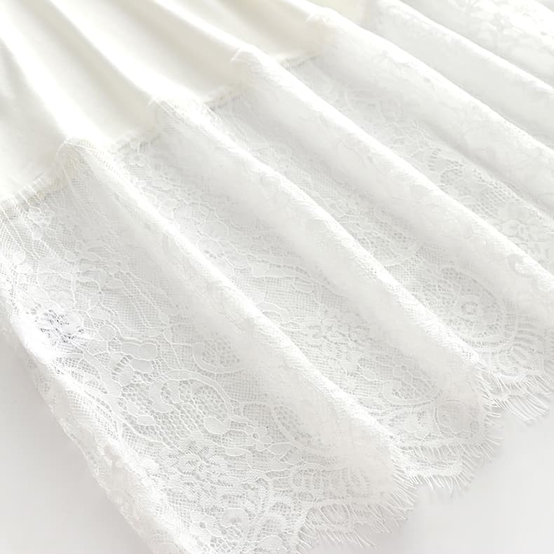 ペチコート 優美な花模様裾レースペチコート